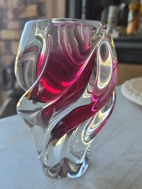 Art Glass Vase with Pink Swirl Accent